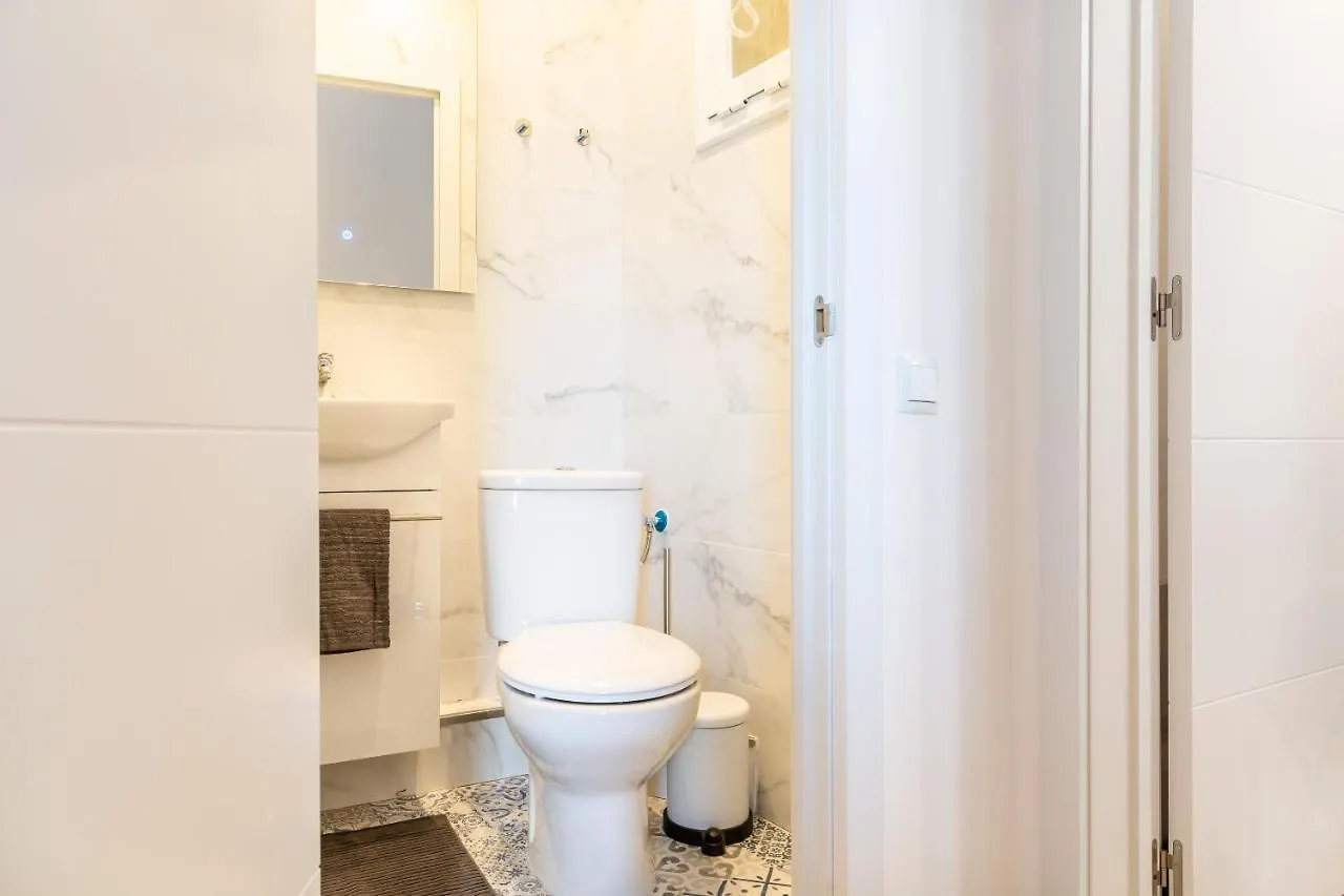 3Br - 2Bh Apartment With Nice Sagrada Familia Views  Barcelona