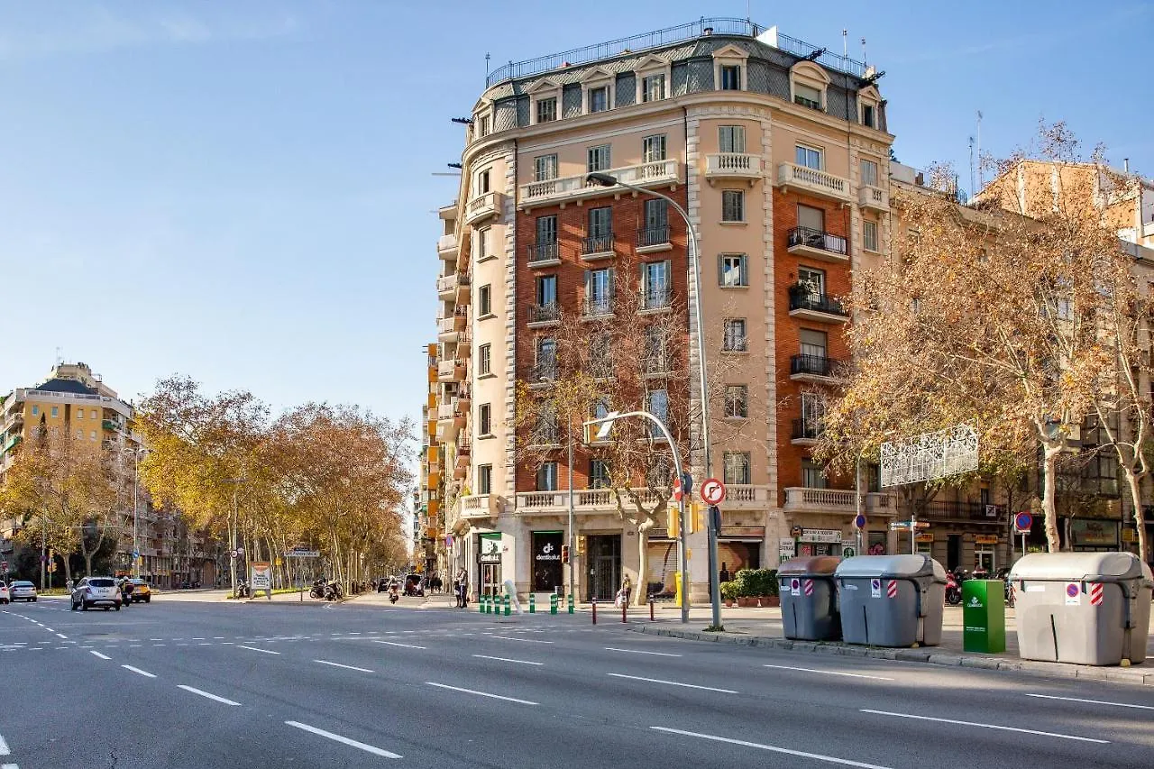 3Br - 2Bh Apartment With Nice Sagrada Familia Views  Barcelona
